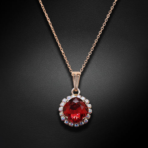 Pakabukas "Akimirksniu Spindintis III (Scarlet)" su Swarovski™ kristalais